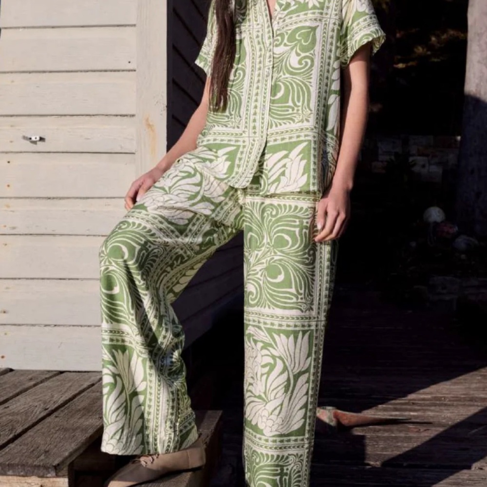 Anthropologie Little Lies Phoebe Green and White Wide Leg loose pants - Picture 2 of 4